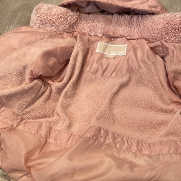 Michael Michael Kors Girls Pink Puffer Jacket With Hood - Picture 6 of 7